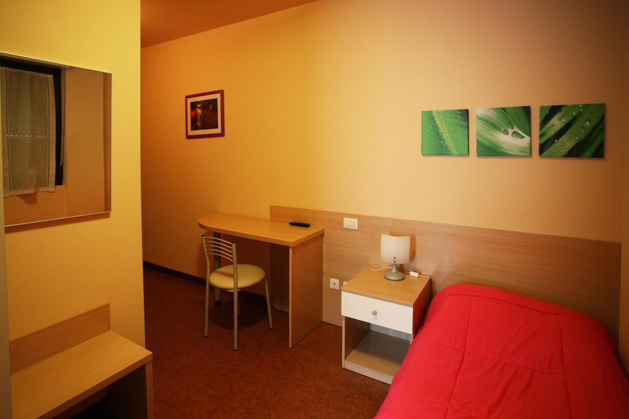 Hotel Del Boschetto Poggiridenti Oda fotoğraf